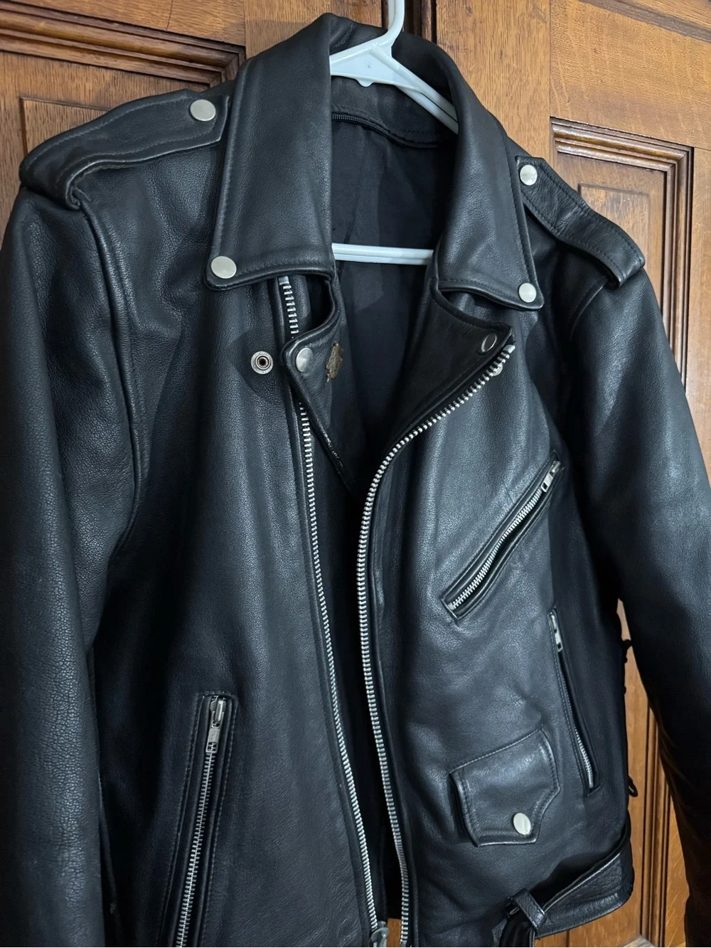 Leather Biker Motorcycle Jacket. Measurements in pics. Excellent